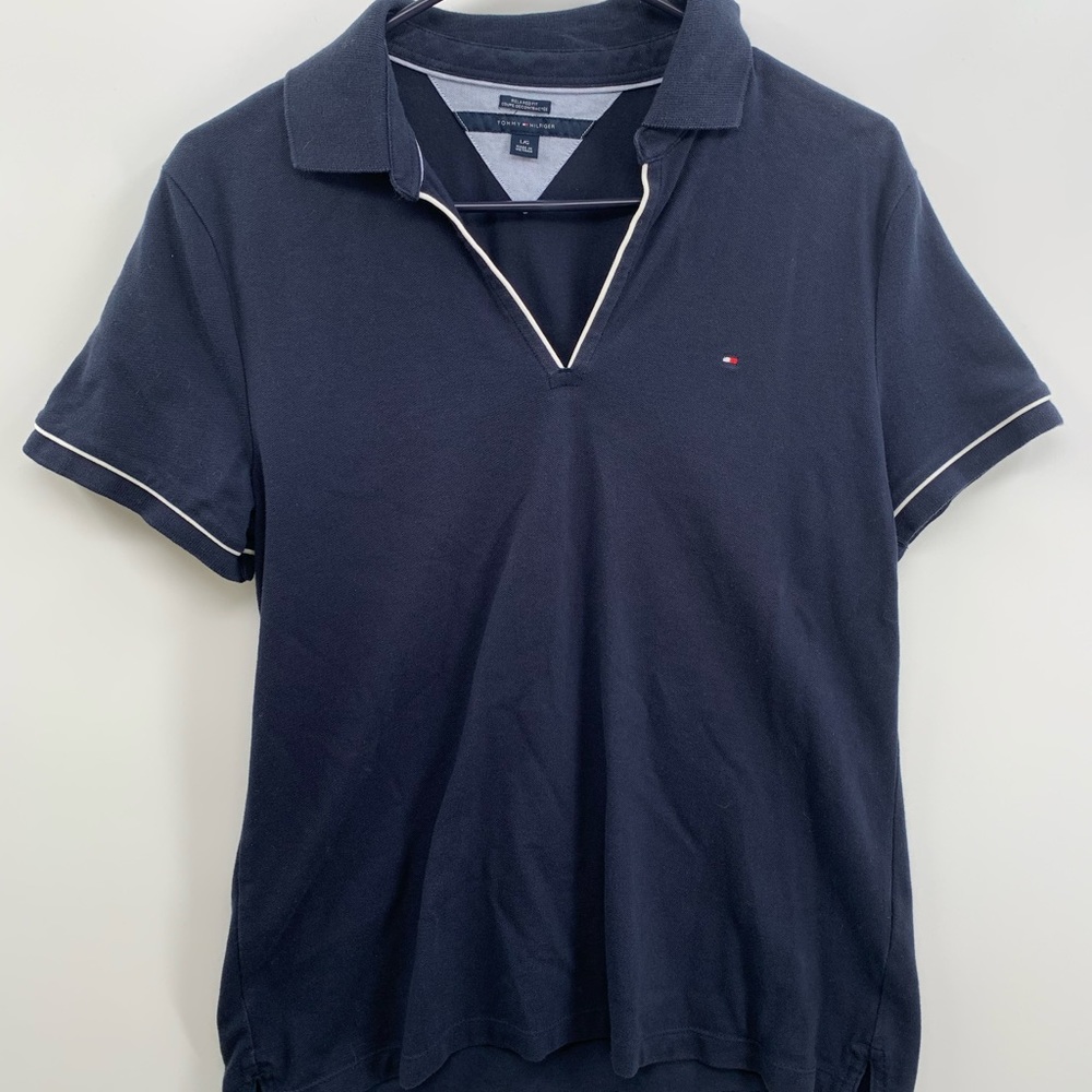 Tommy Hilfiger V Neck Top Women’s Size Large Collared Shirt Blue Short Sleeve